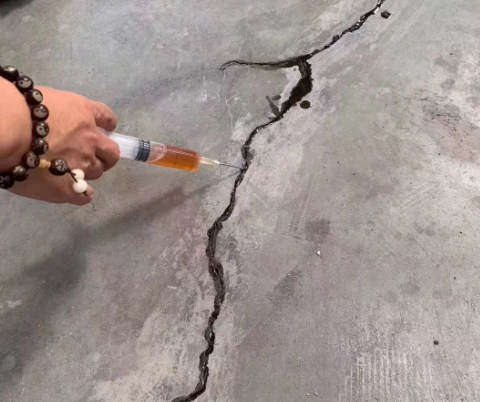 邗江混凝土裂缝修补技术详解​